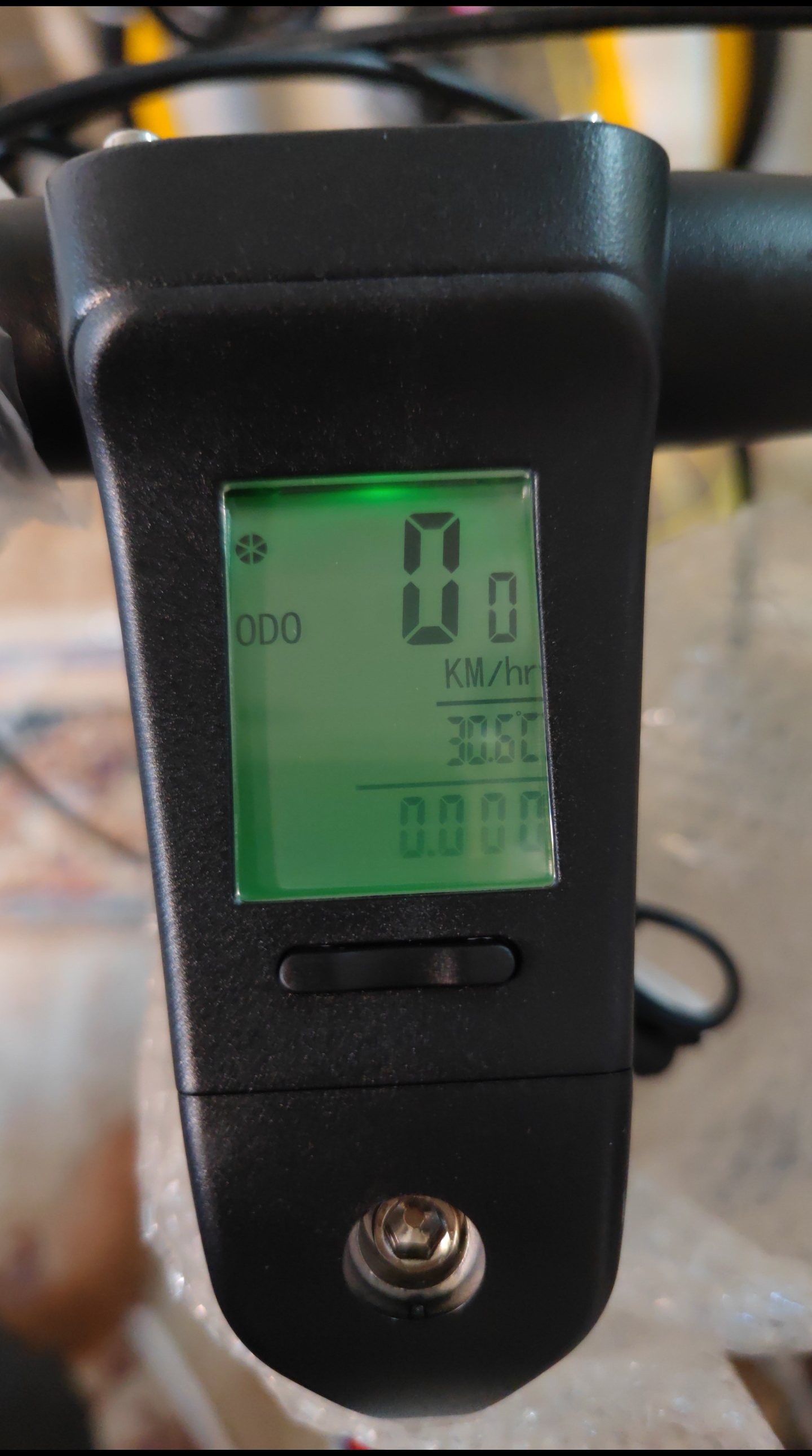 دوچرخه حرفه ای ۲۷ دنده کیلومتر دیجیتال VTT