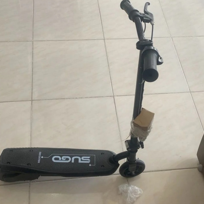 اسکوتر دسته دار