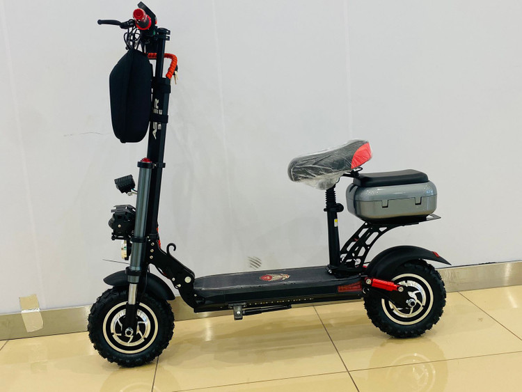 اسکوتر برقی صندلی دار